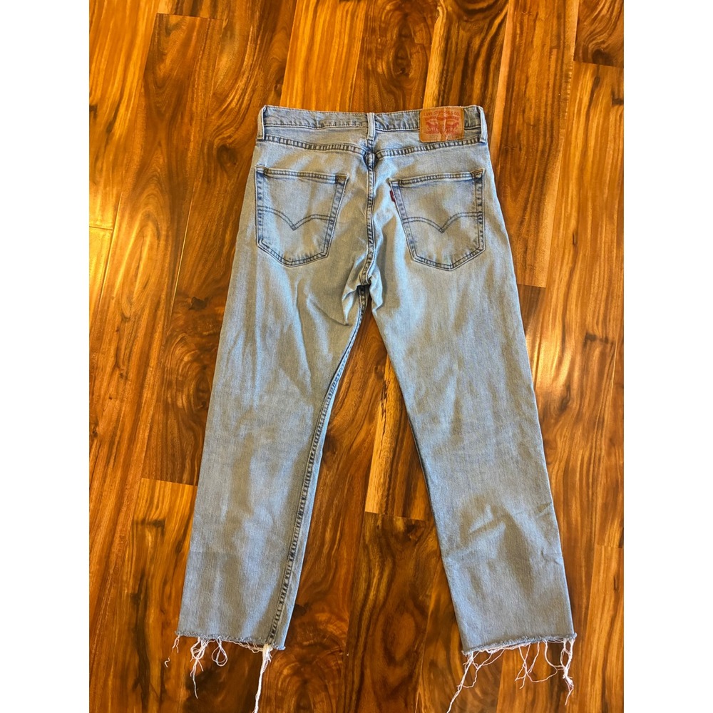 Levis 502 Regular Taper Light Wash Raw Hem Jeans Mens W31 L32 Distressed - Picture 6 of 9